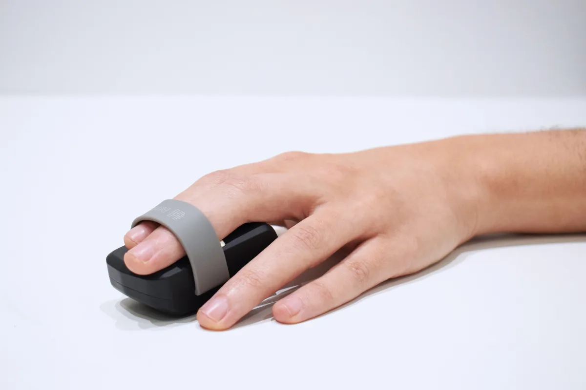Bitbrain Ring biosignal sensor worn on the fingers
