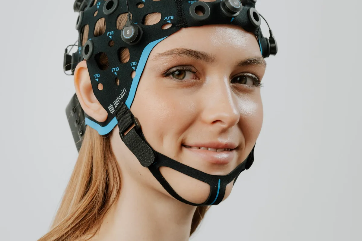 Participant wearing the Bitbrain Versatile Plus water-based EEG cap